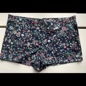 GAP Floral Print Shorts (16)
